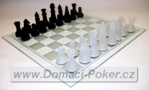 Skleněné šachy 35 x 35 cm